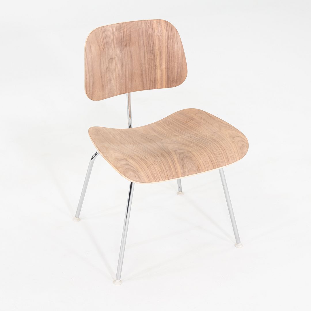 DCM Chair
