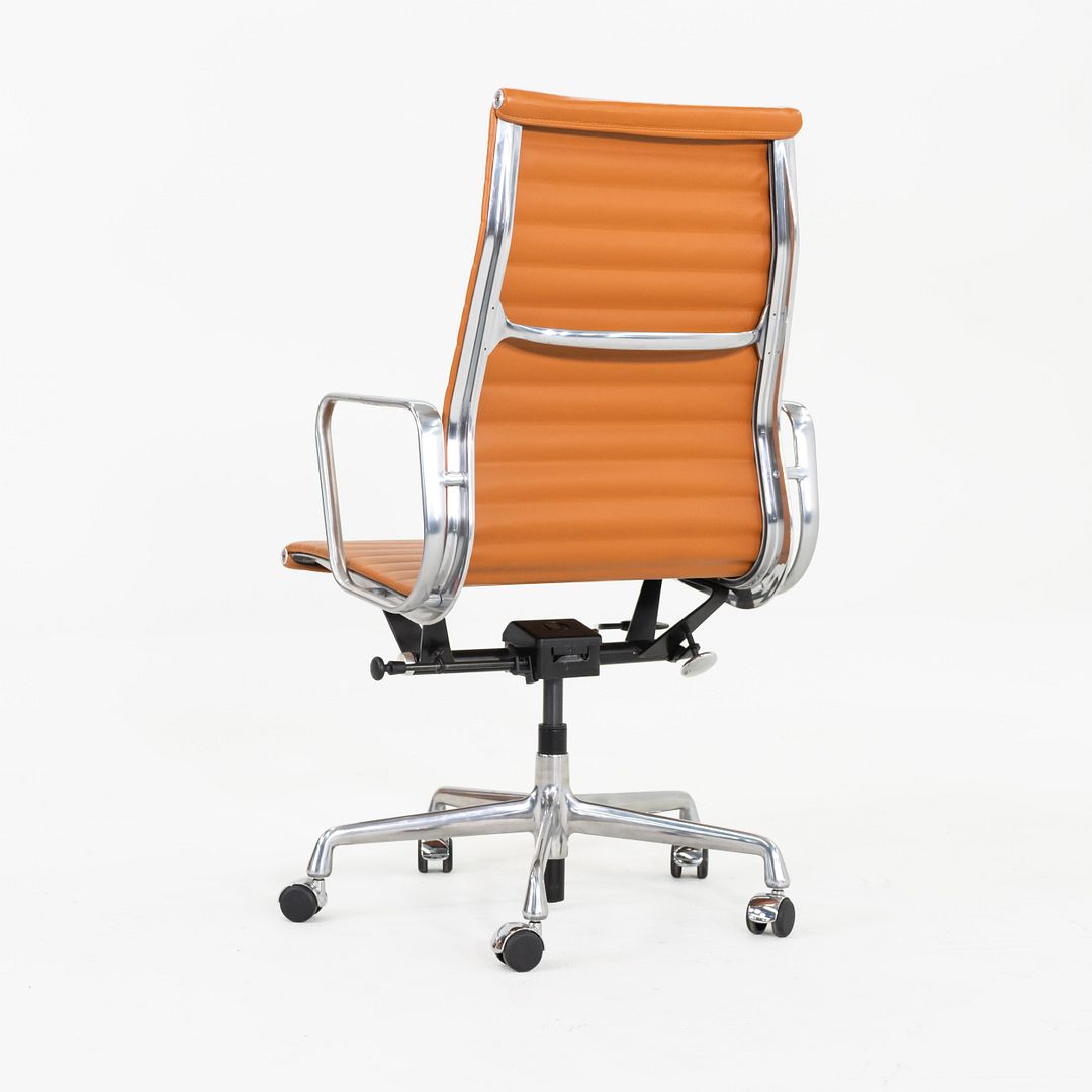 Aluminum Group Executive Desk Chair, EA337