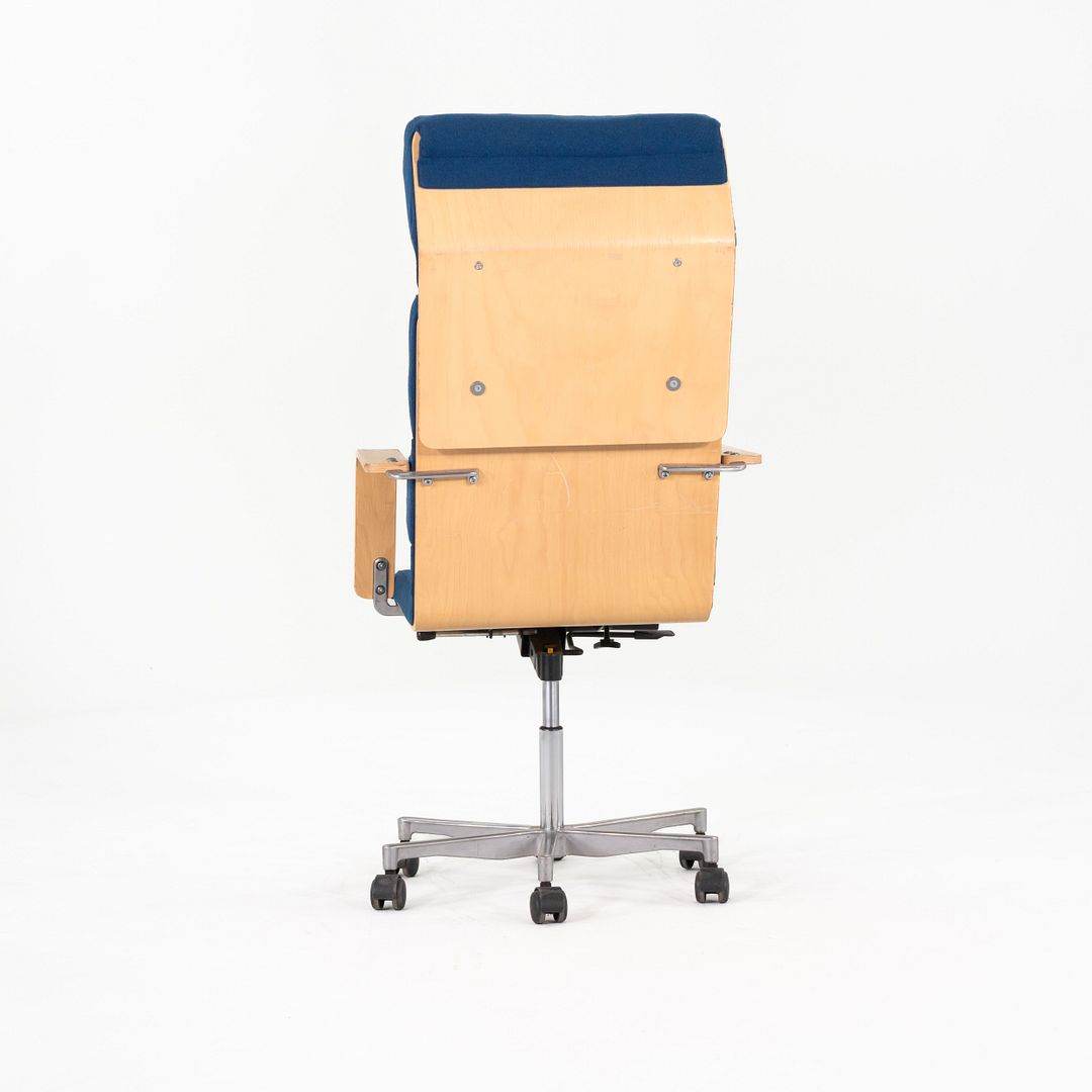 Plaano Executive Desk Chair, Model 435F