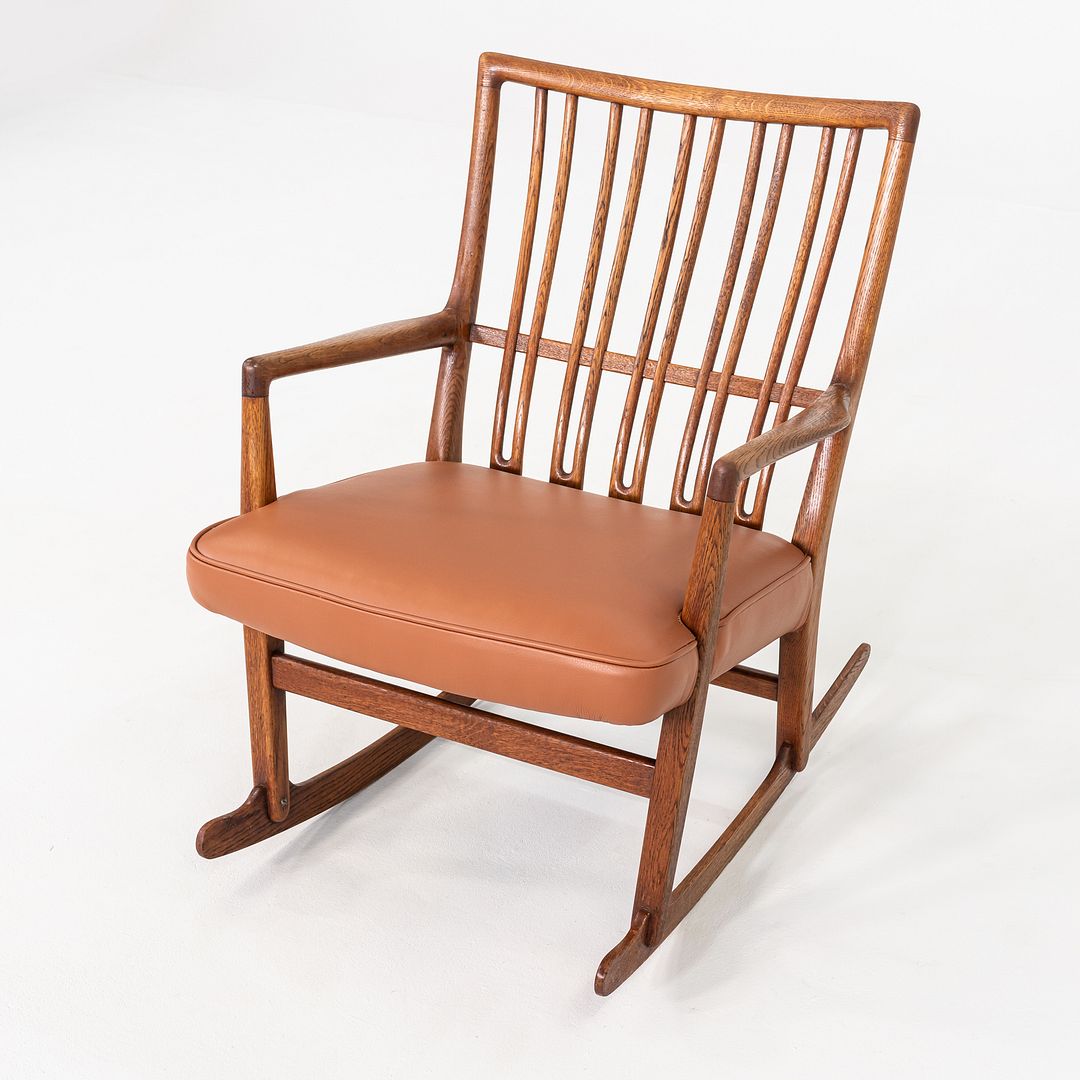 ML-33 Rocking Chair
