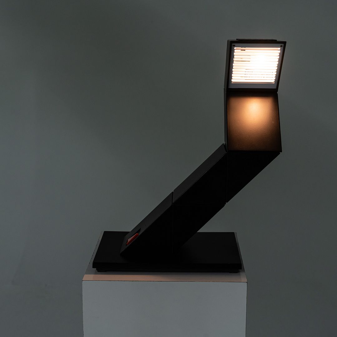 Zig Zag Table Lamp