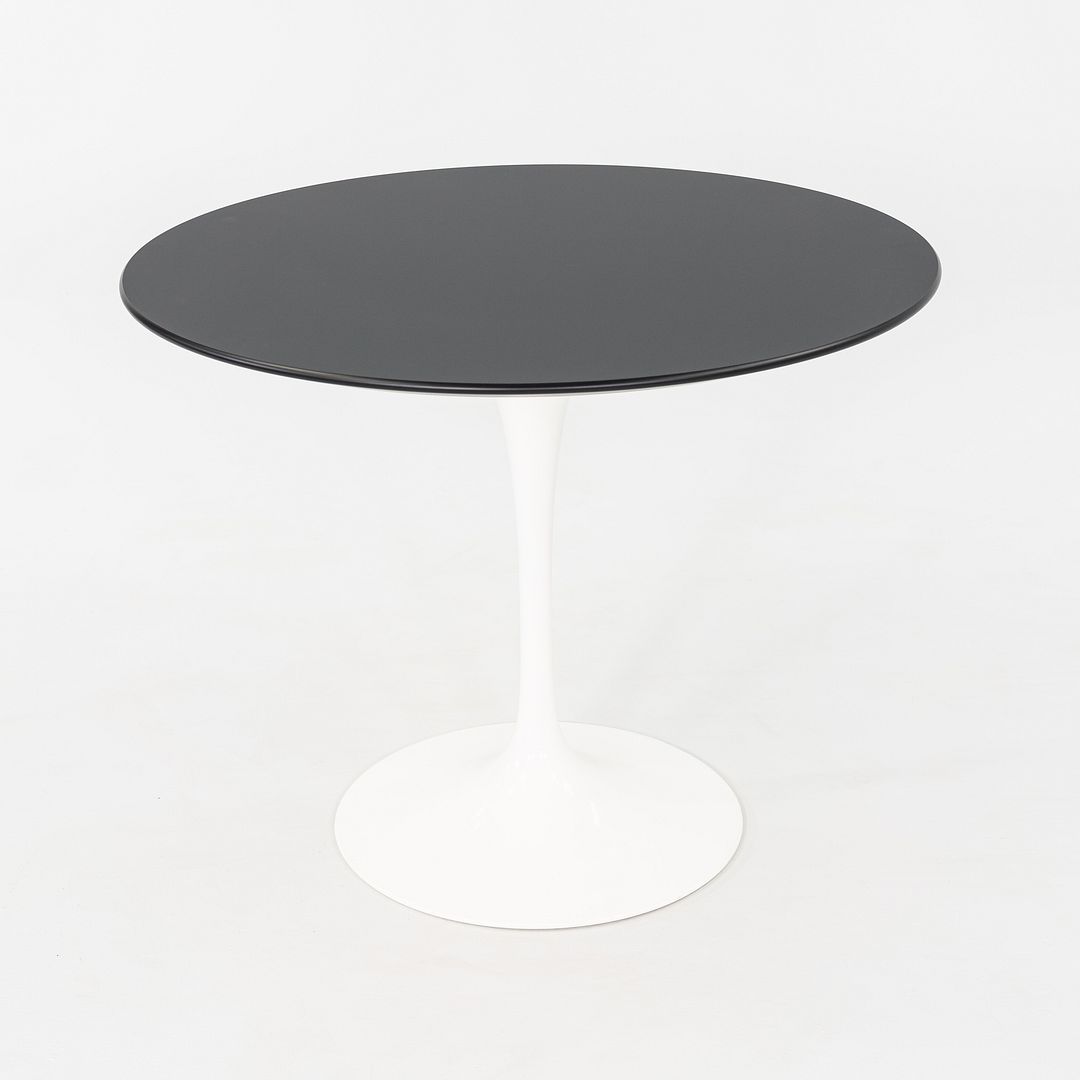 Tulip Dining Table