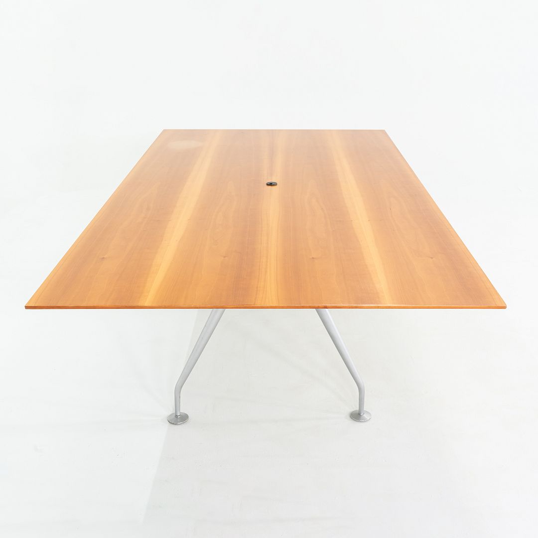 Vox Conference Table