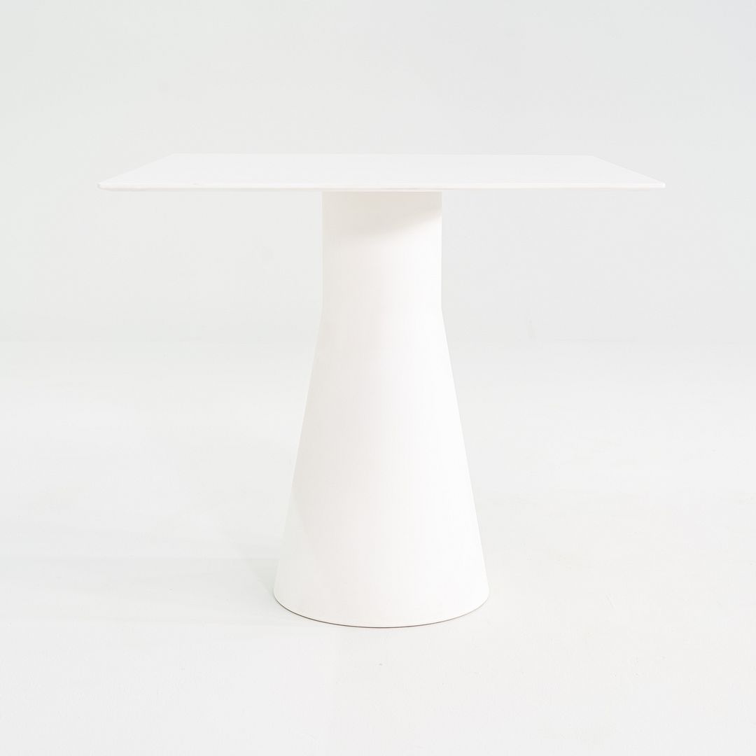 Reverse Dining Table