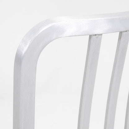 1006 Heritage Stacking Chair