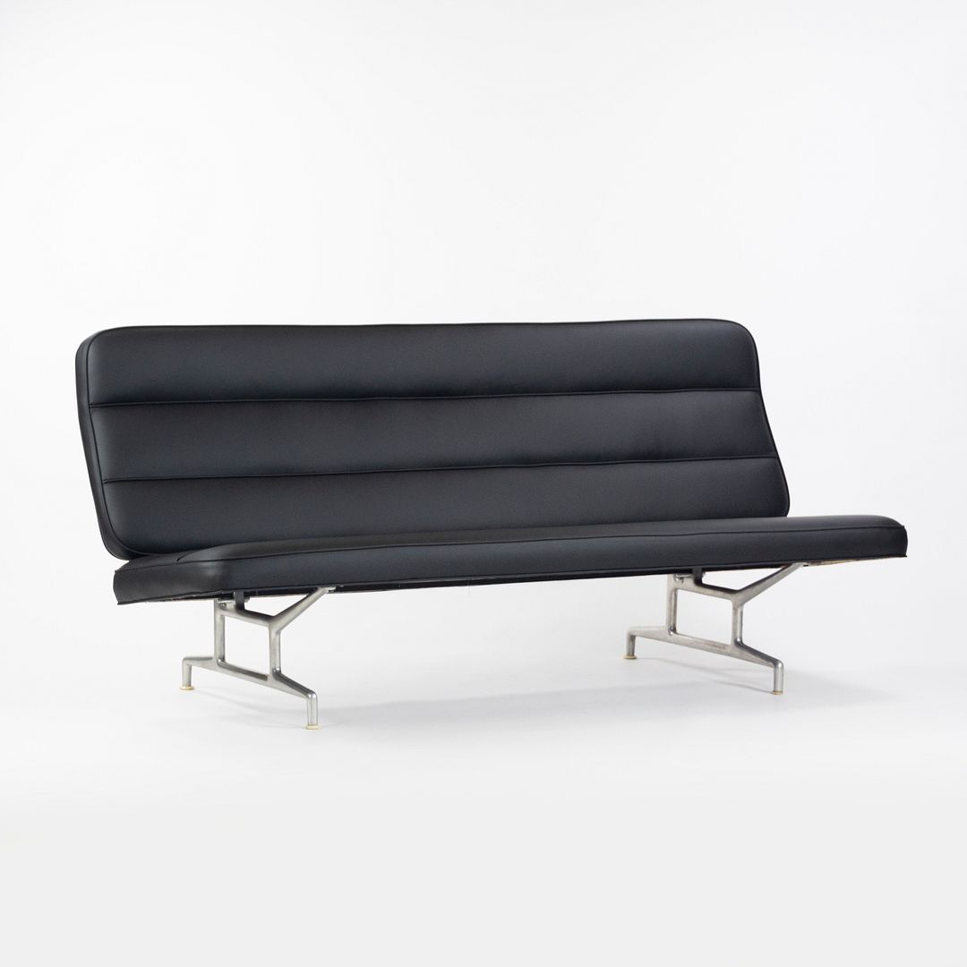 Eames 3473 Sofa