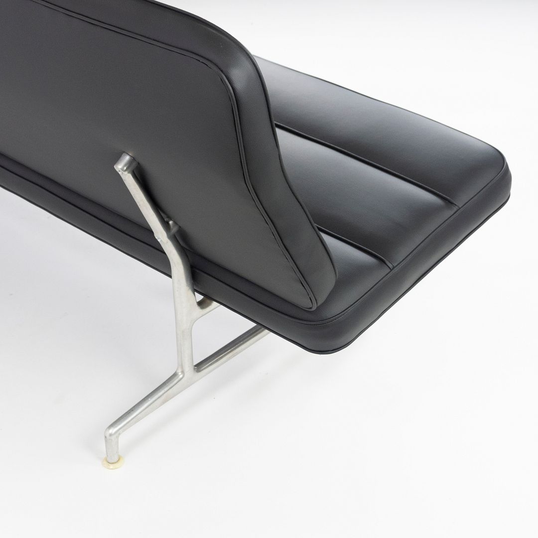 Eames 3473 Sofa