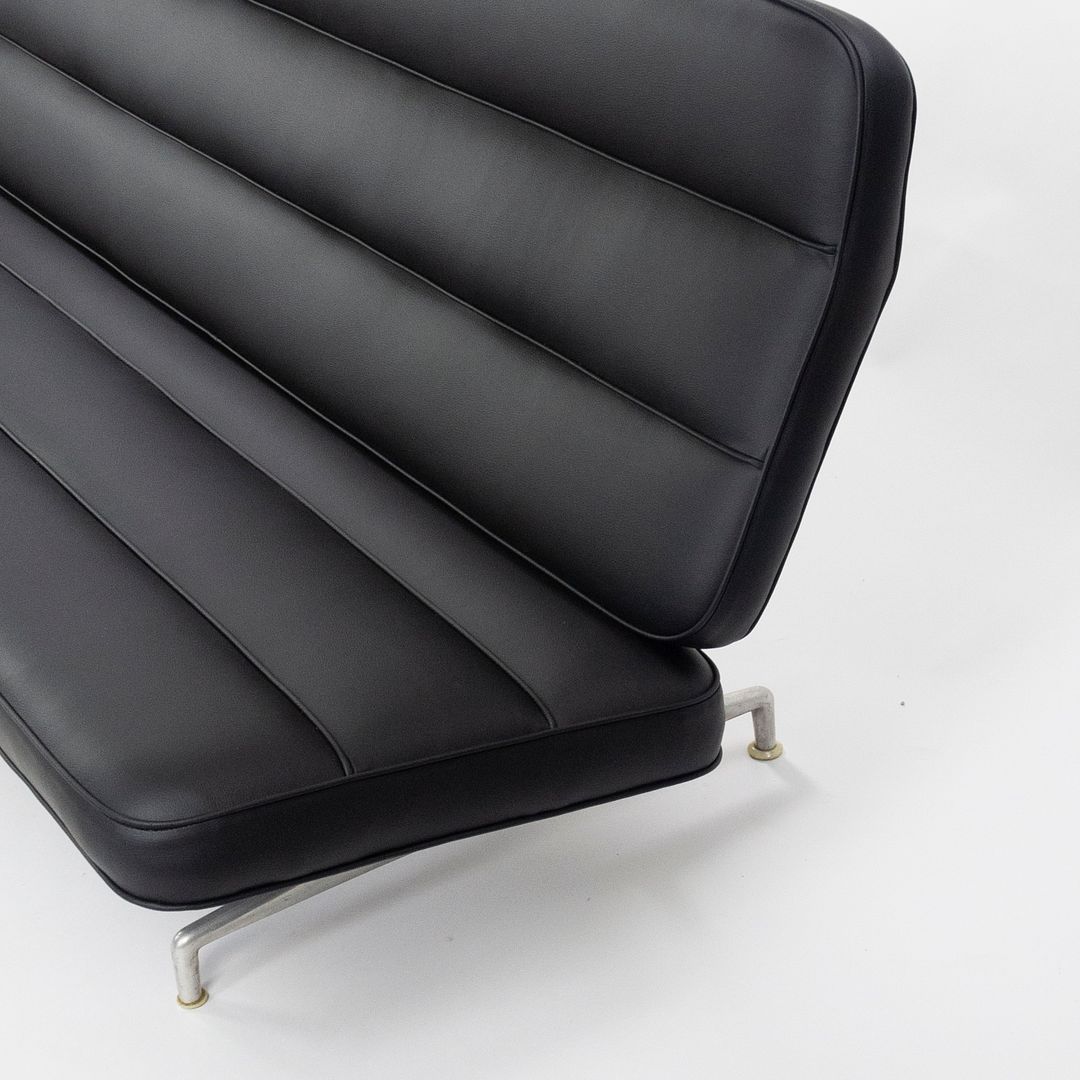 Eames 3473 Sofa