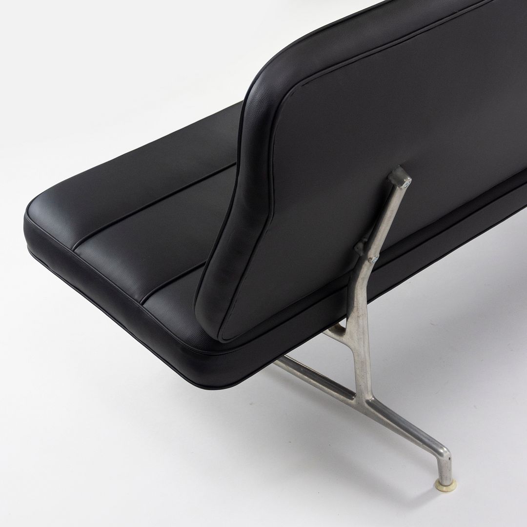 Eames 3473 Sofa