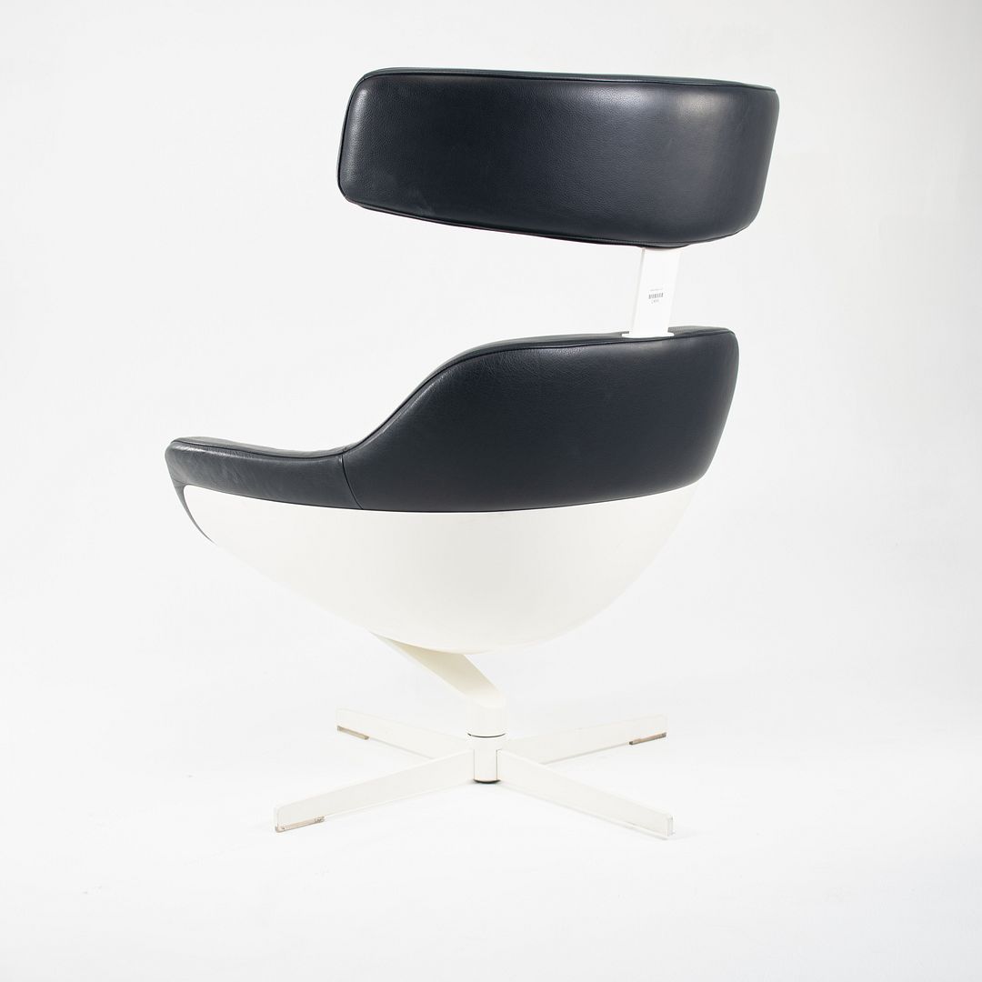 277 Auckland Lounge Chair