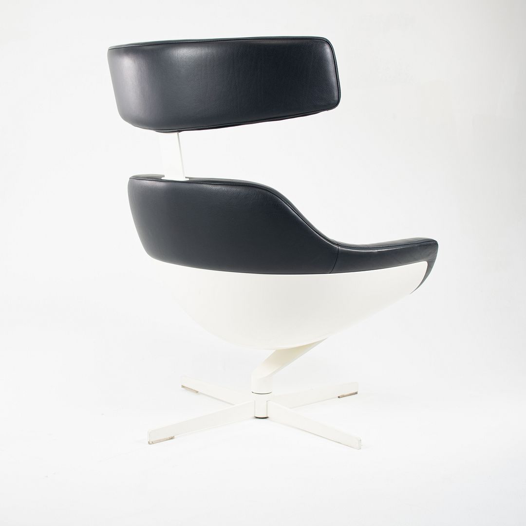 277 Auckland Lounge Chair