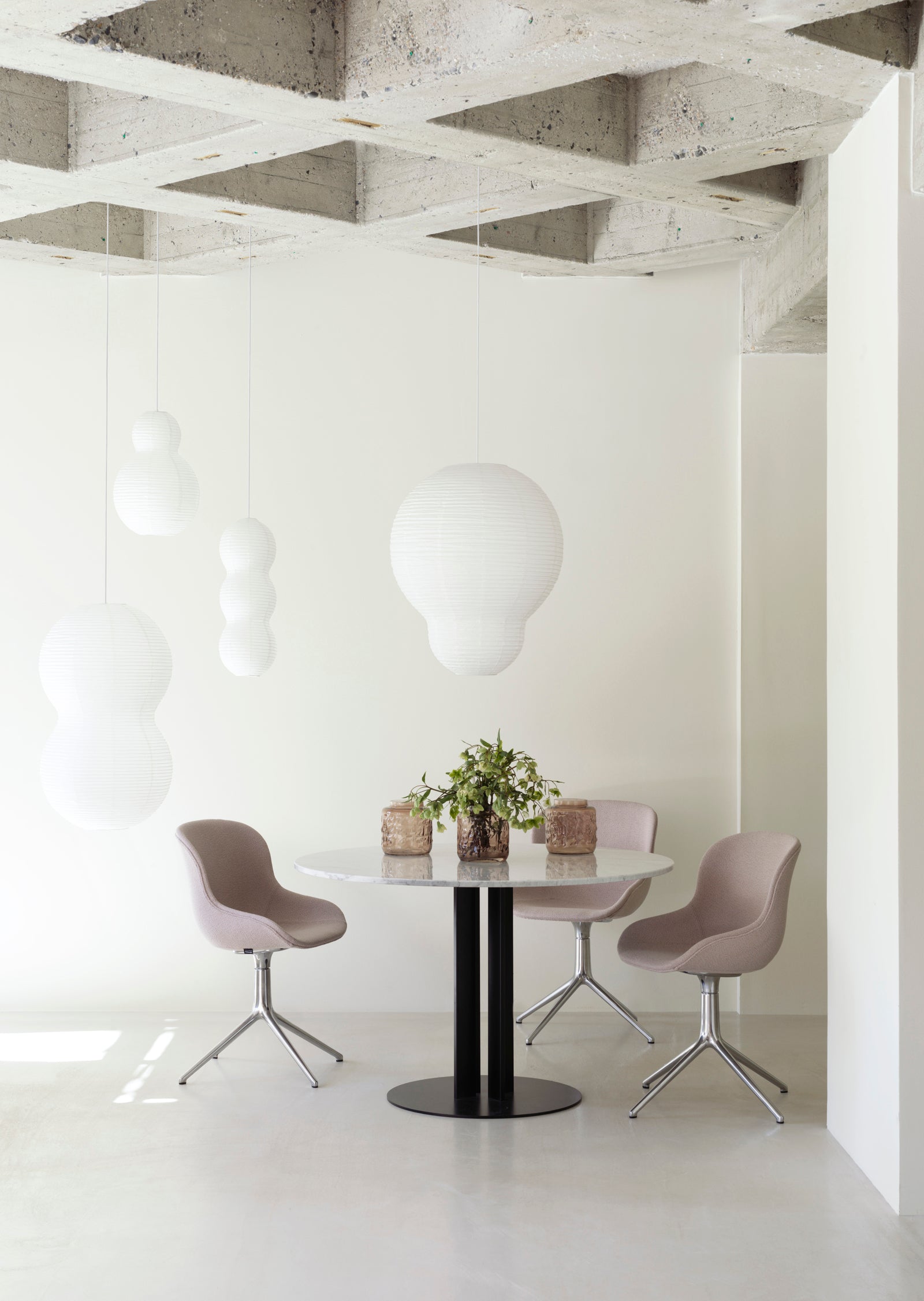 Hyg Swivel Chair — 4 Legs