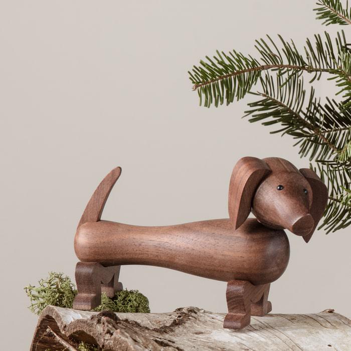 Dog — Walnut