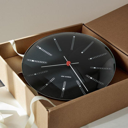 Arne Jacobsen Bankers Wall Clock — Medium Black