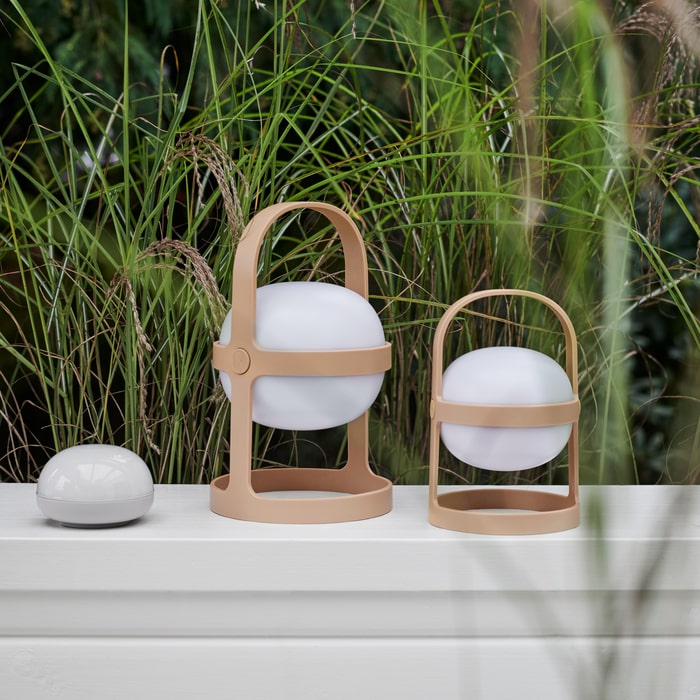 Soft Spot Solar Lamp — Wheat