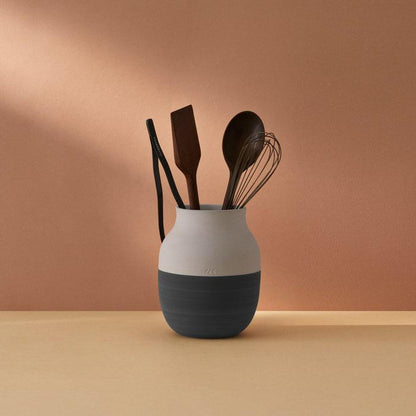 Kähler Omaggio Circulare Vase — Anthracite Grey 7.9"