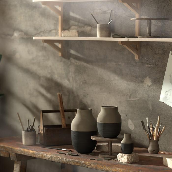 Kähler Omaggio Circulare Vase — Anthracite Grey 12.2"