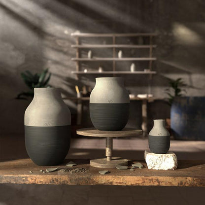 Kähler Omaggio Circulare Vase — Anthracite Grey 12.2"