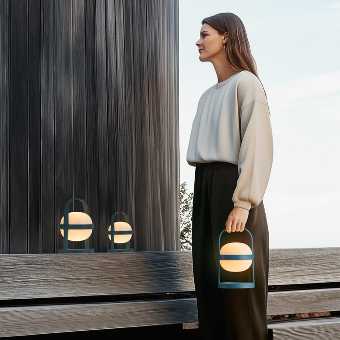 Soft Spot Solar Lamp — Forest Green