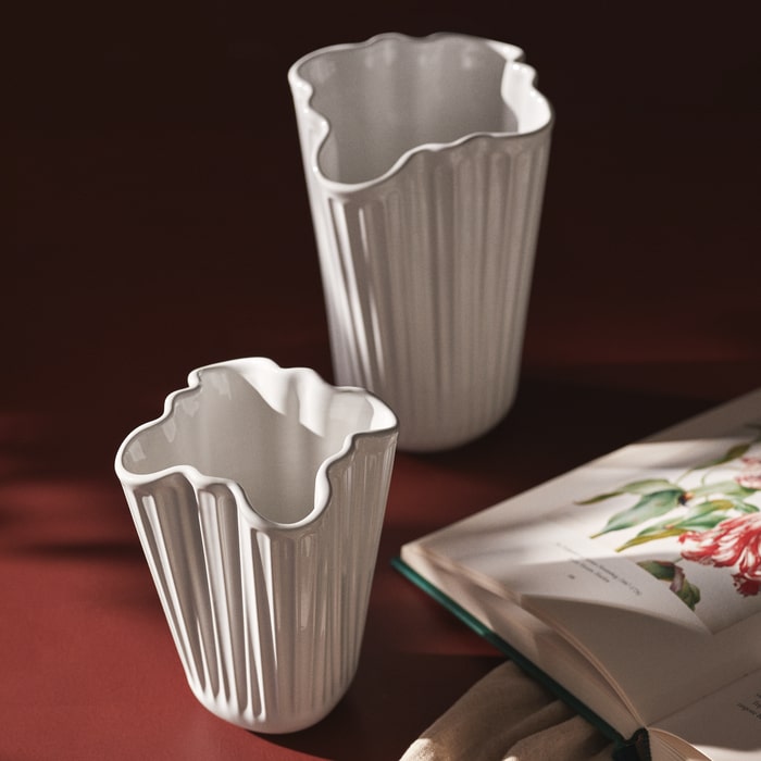Hammershøi Unfold Vase — White