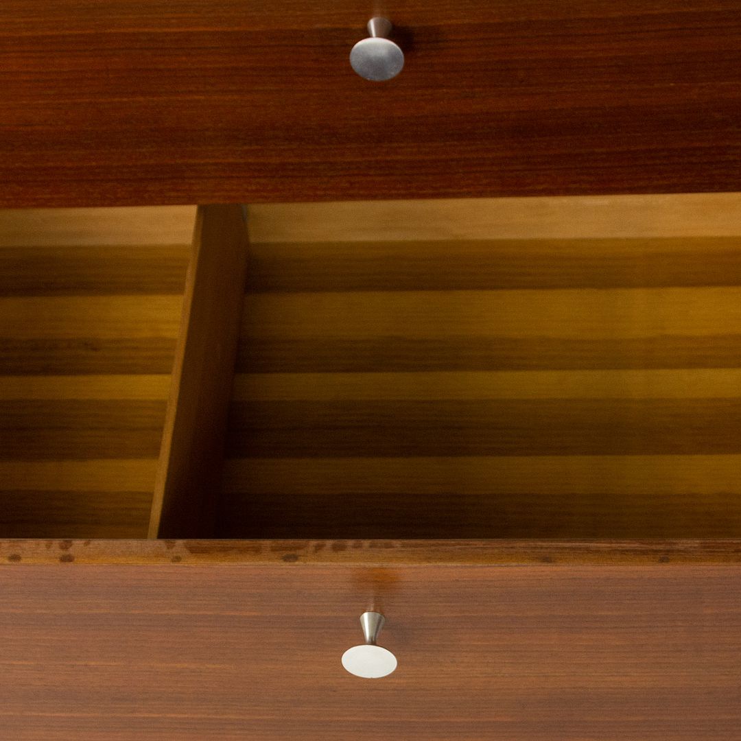 Four-Drawer Thin Edge Dresser