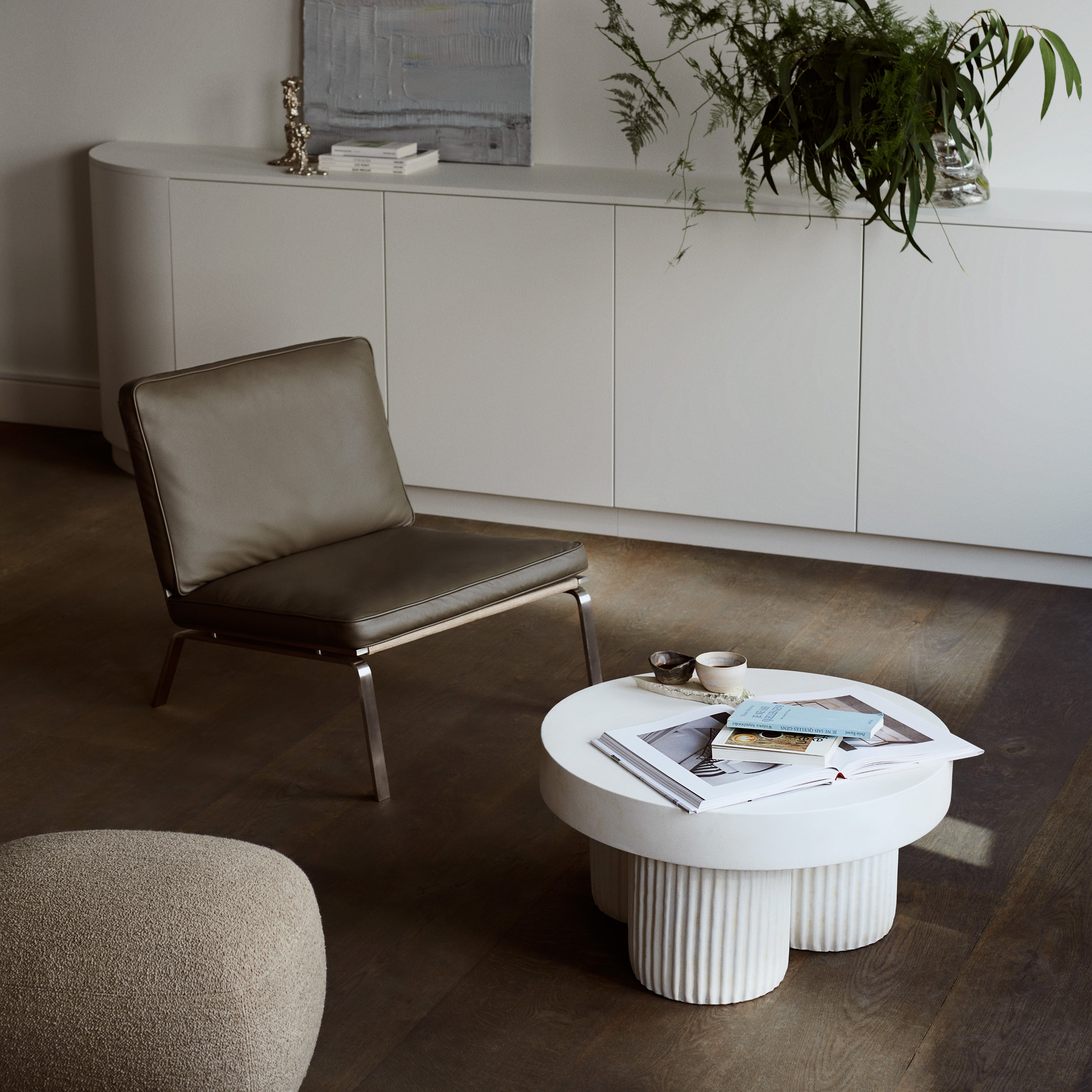 Man Lounge Chair