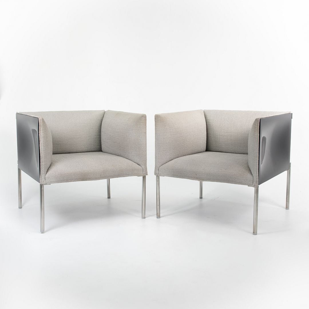 HO71 Hollow Armchair