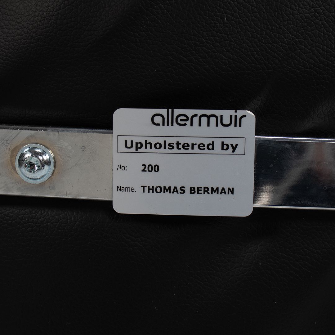 Allermuir Open Lounge Chair, A642