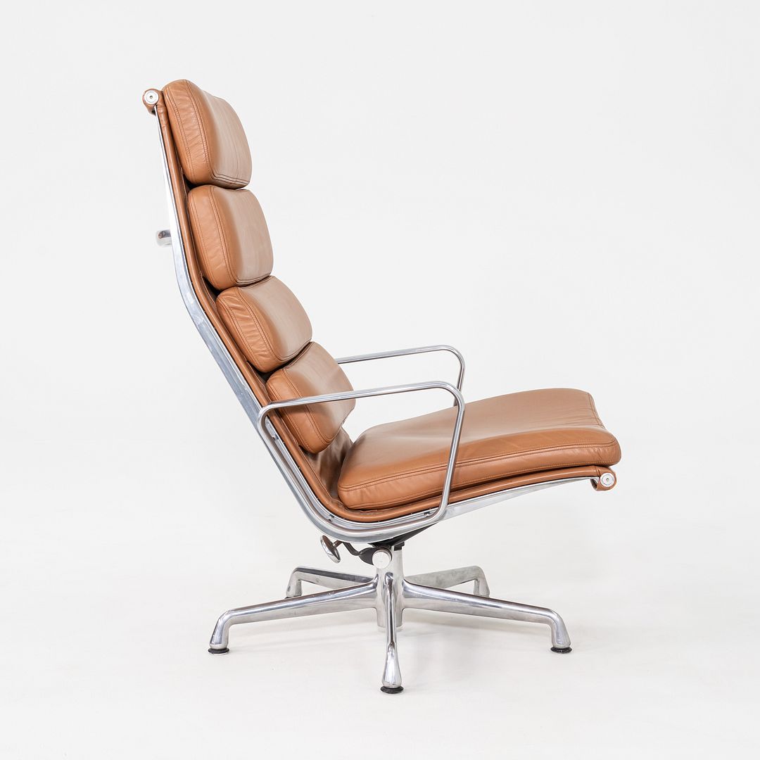 Eames Soft Pad Lounge Chair, Model EA433