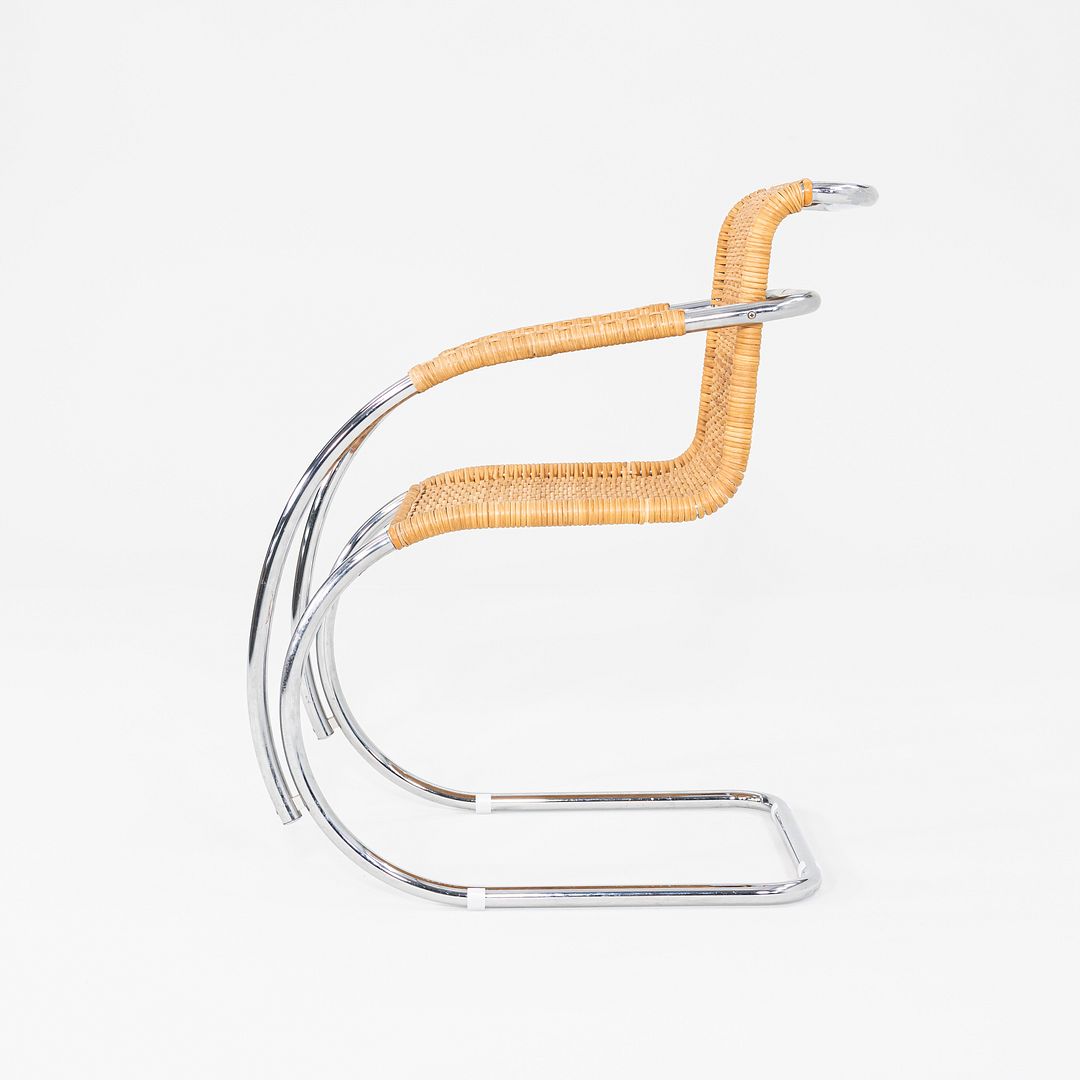 MR20 Arm Chair