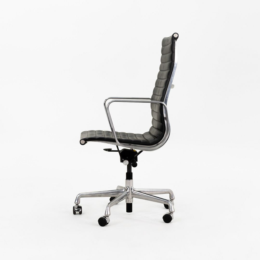 Aluminum Group Executive Desk Chair, Model EA337