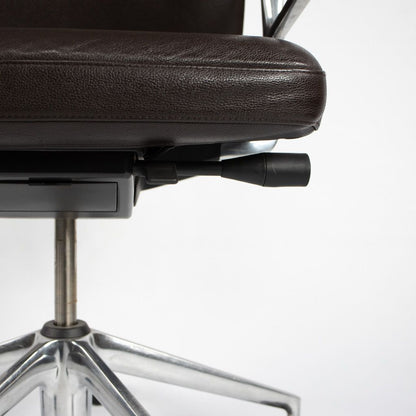 ID Trim Desk Chair