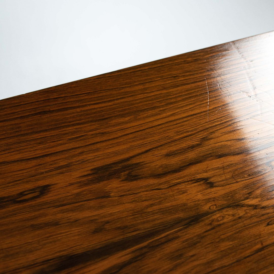 Thin Edge Model 5221 Dresser
