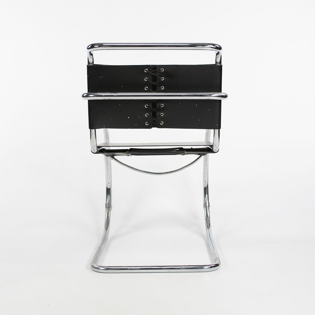 MR10 and MR20 Chairs