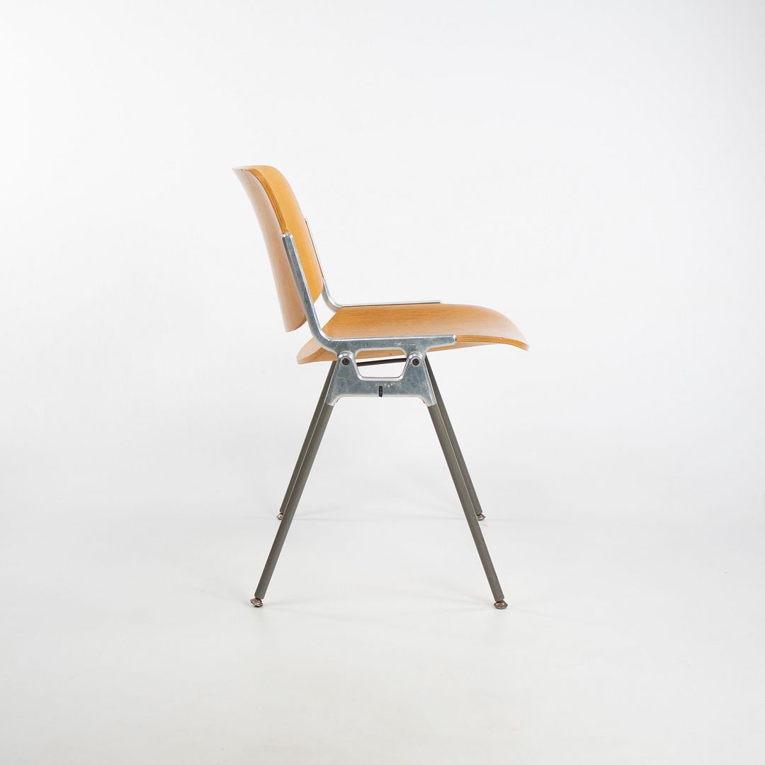 DSC 106 Stacking Chairs