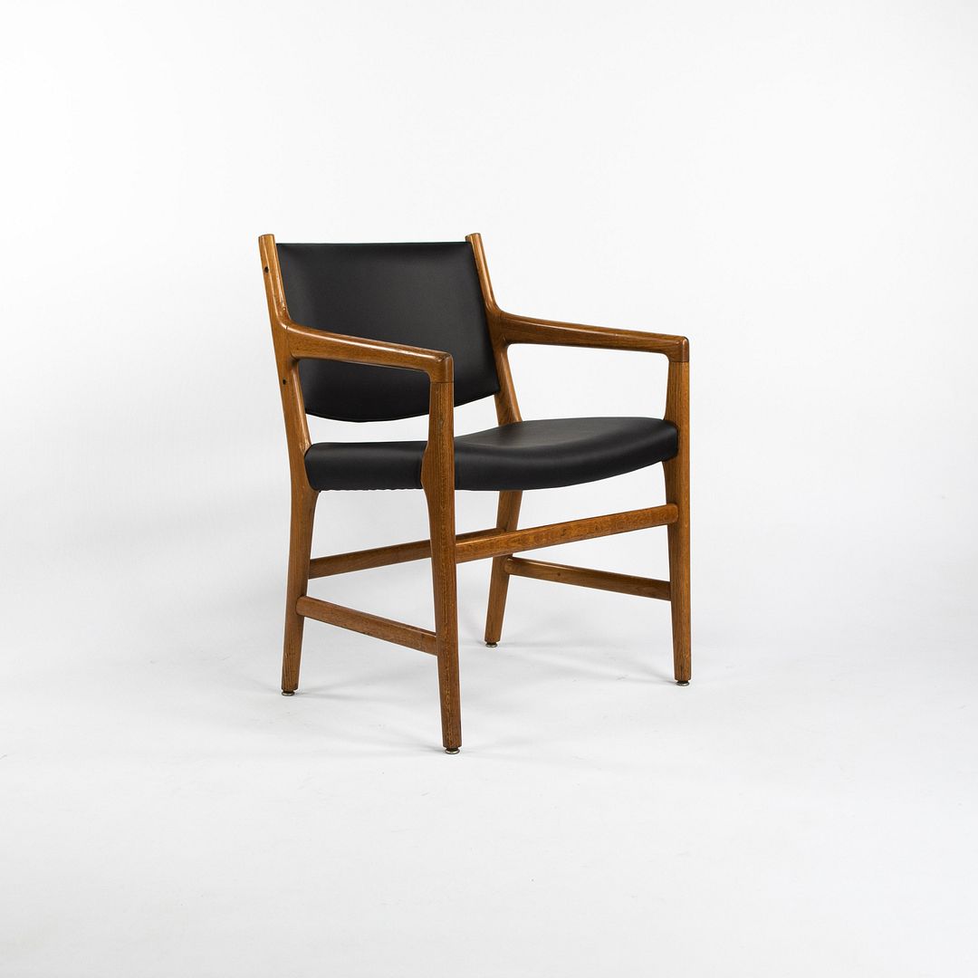 JH 507 Armchairs