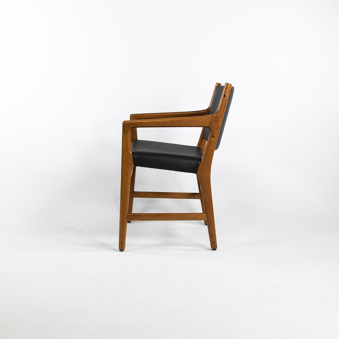 JH 507 Armchairs