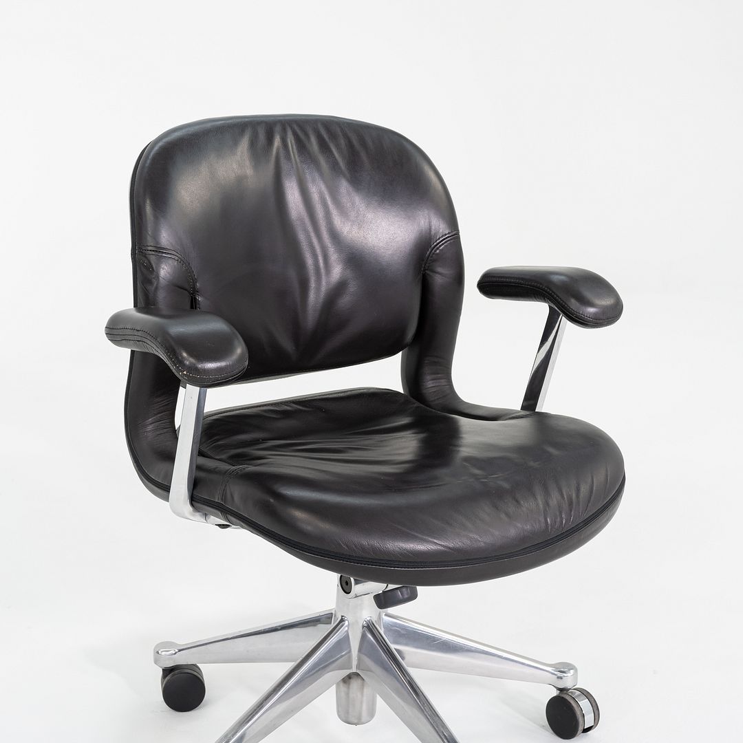 Equa Chair by Bill Stumpf | Rarify