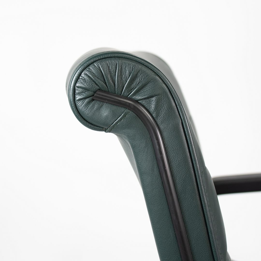 Knoll Sapper Series Management Chair by Richard Sapper | Rarify