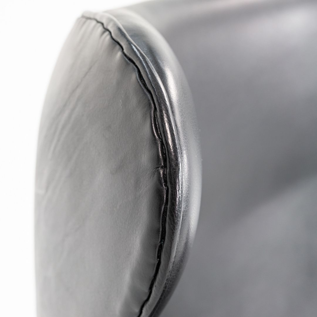 Egg Lounge Chair, Model 3316