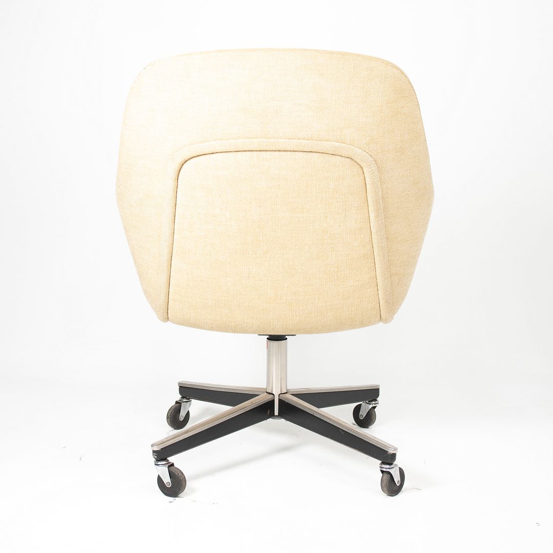 Pearson Executive Chair