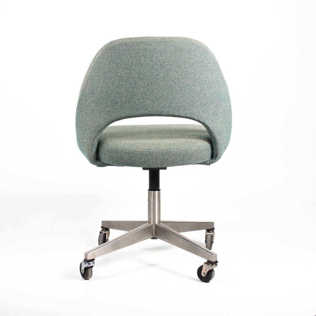 Saarinen Executive Desk Chair, 72 US-BC