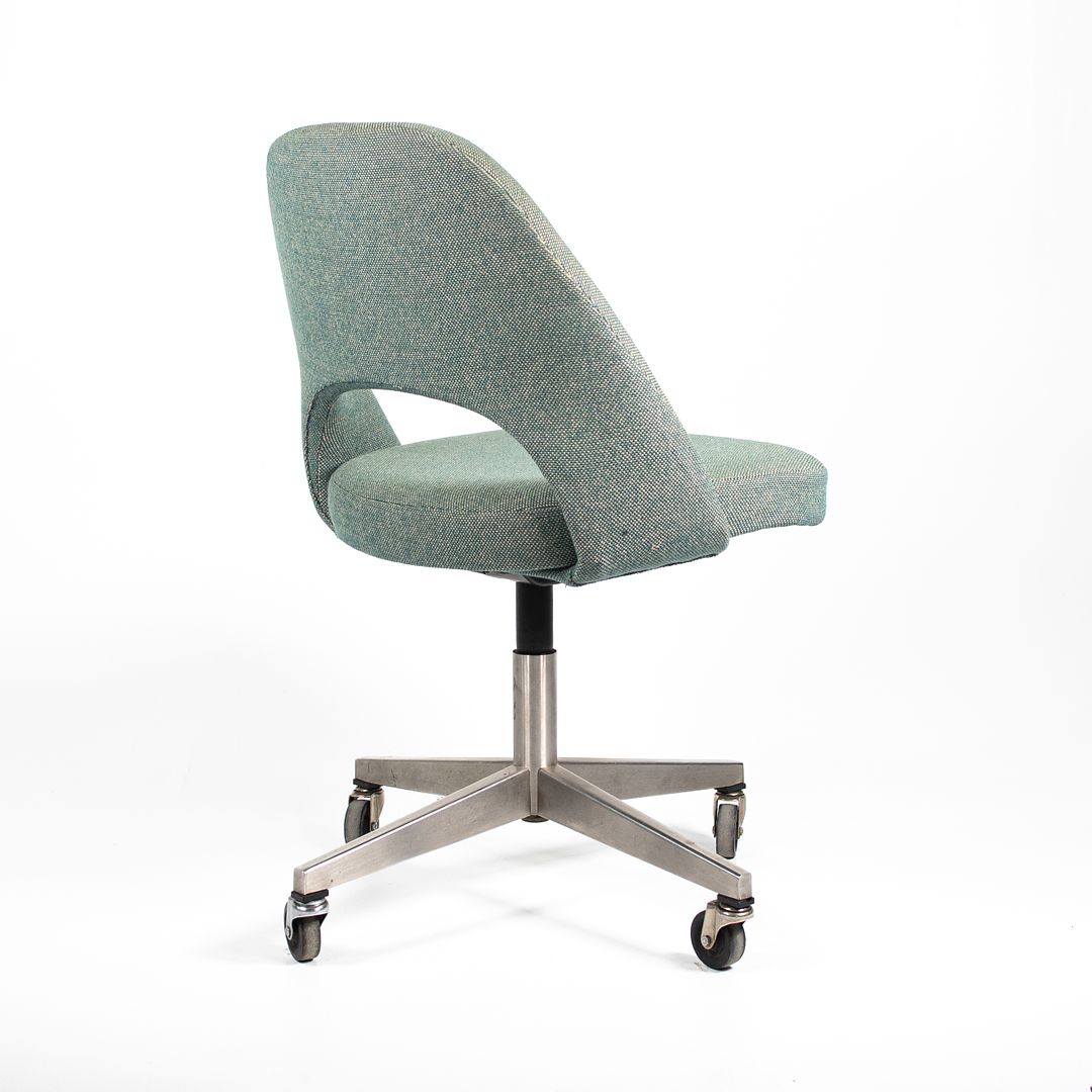 Saarinen Executive Desk Chair, 72 US-BC