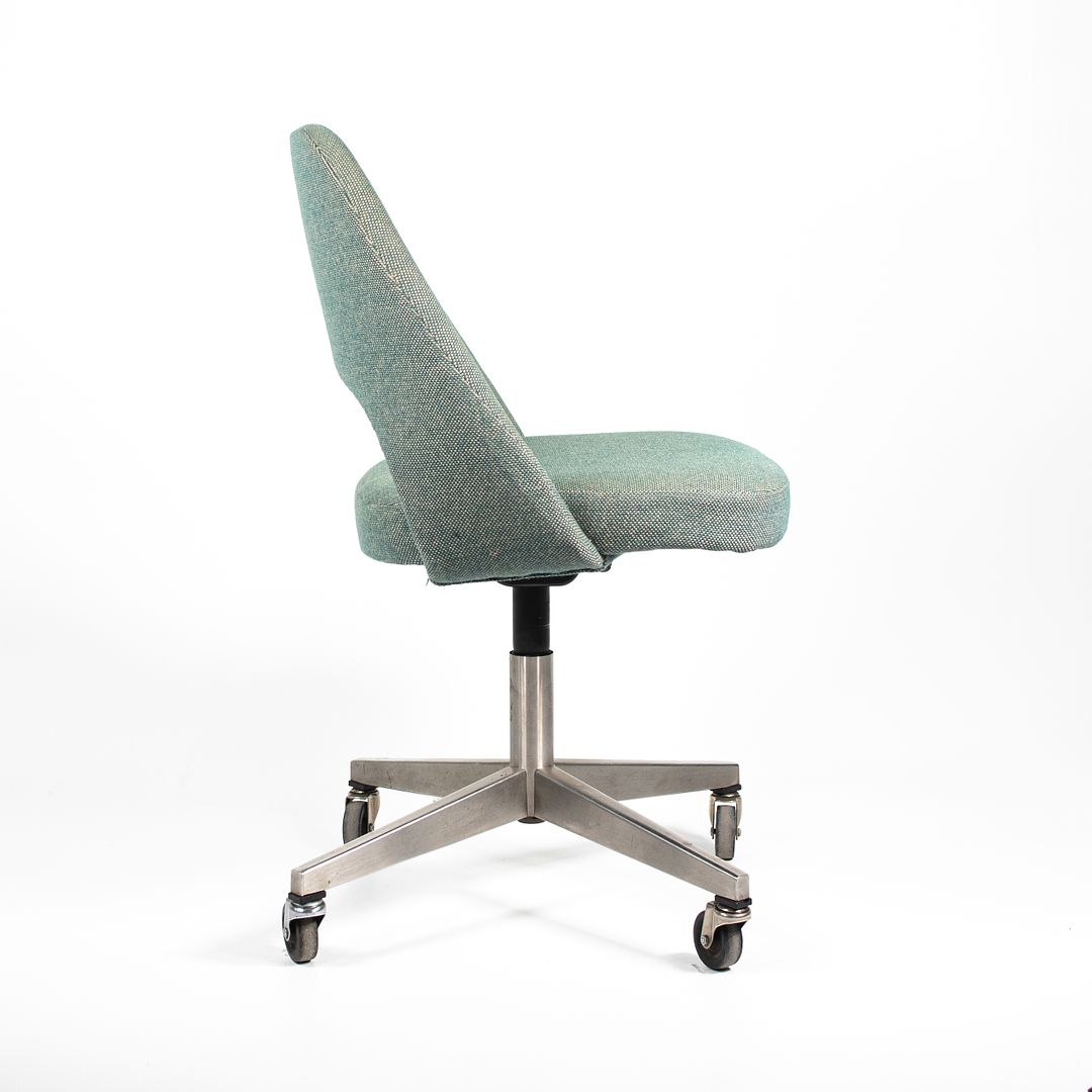 Saarinen Executive Desk Chair, 72 US-BC