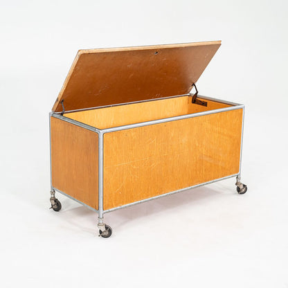 Flexible Storage Chest