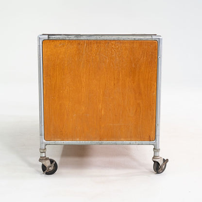 Flexible Storage Chest