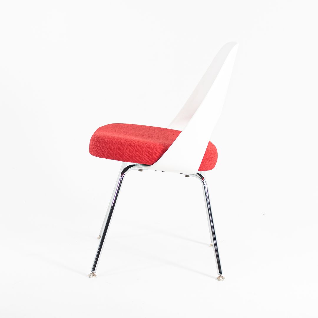 Saarinen Executive Side Chair, Model 72C