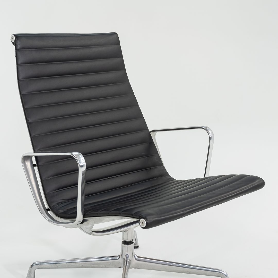 Aluminum Group Lounge Chair, EA316