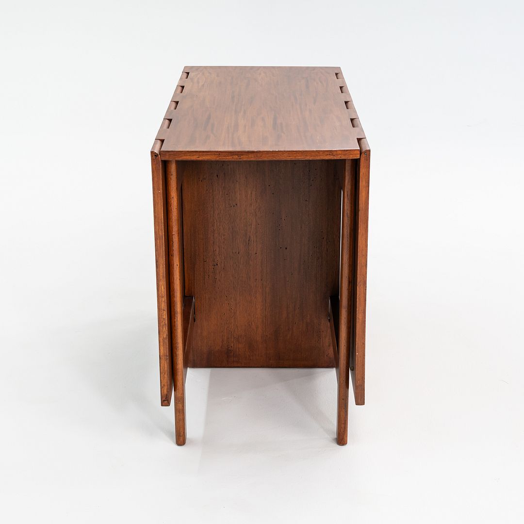 Gate-leg Dining Table, model 4656