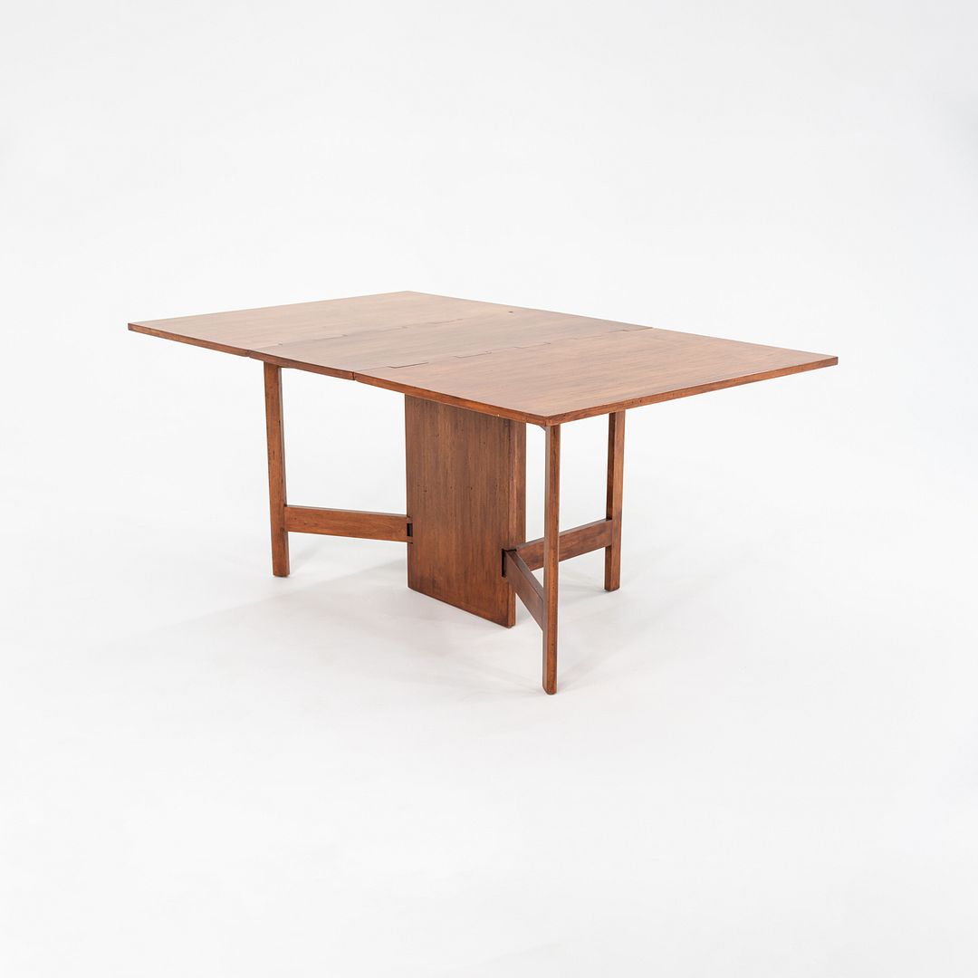 Gate-leg Dining Table, model 4656